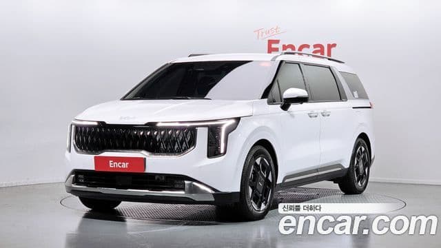 Kia New Carnival 4 Gen 9 seater Signature 2025